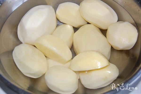 Best Homemade Mashed Potatoes - Step 1