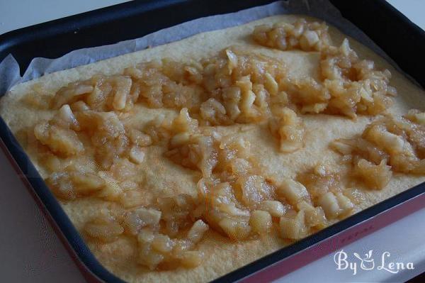 Easy Apple Pie Cake - Step 12