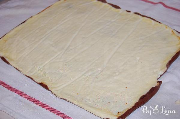 Easy Chocolate Cheese Roll Cake - Step 11