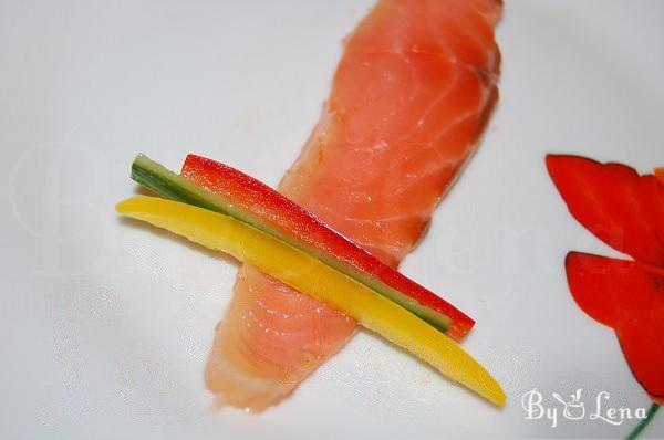 Bell Pepper Smoked Salmon Rolls - Step 4