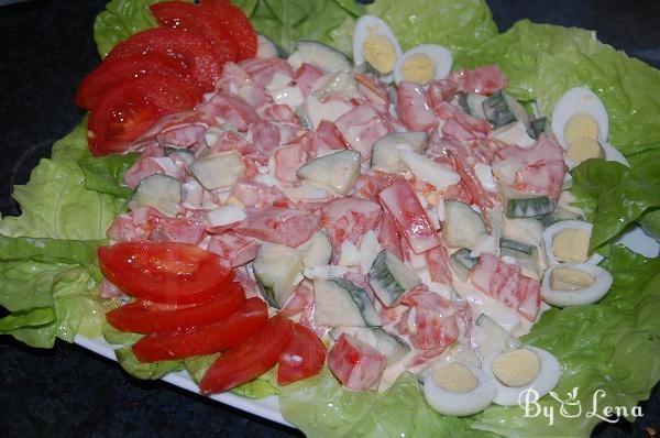 Cucumber, Smoked Salmon and Eggs Salad