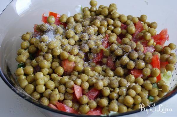 Cabbage, Peas and Tomatoes Salad - Step 4