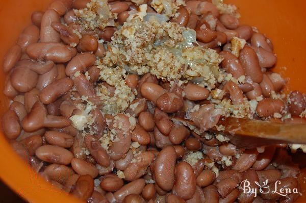 Red Bean Salad with Walnuts - Step 4