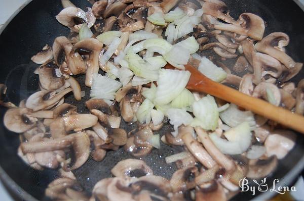 Creamy Mushrooms and Chicken Soup - Step 4