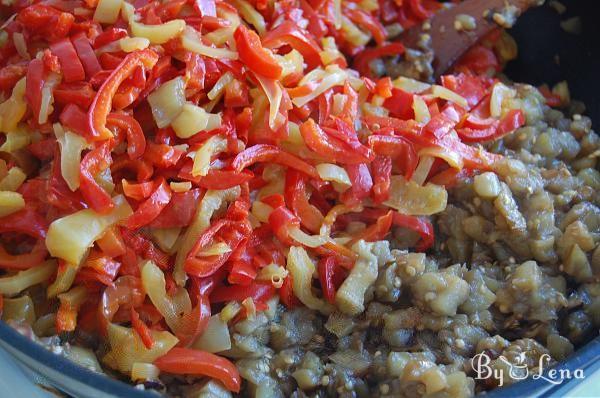 Eggplant, Red Pepper And Tomato Stew - Step 7