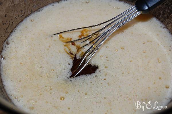 Easy Honey Cake with Sour Cream - Step 2