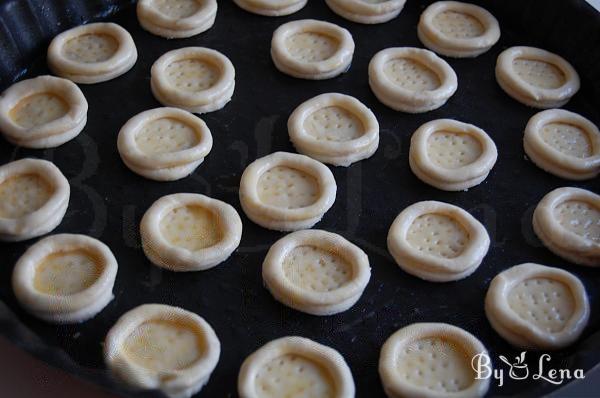 Cream Cheese and Smoked Salmon Vol-au-Vents - Step 3